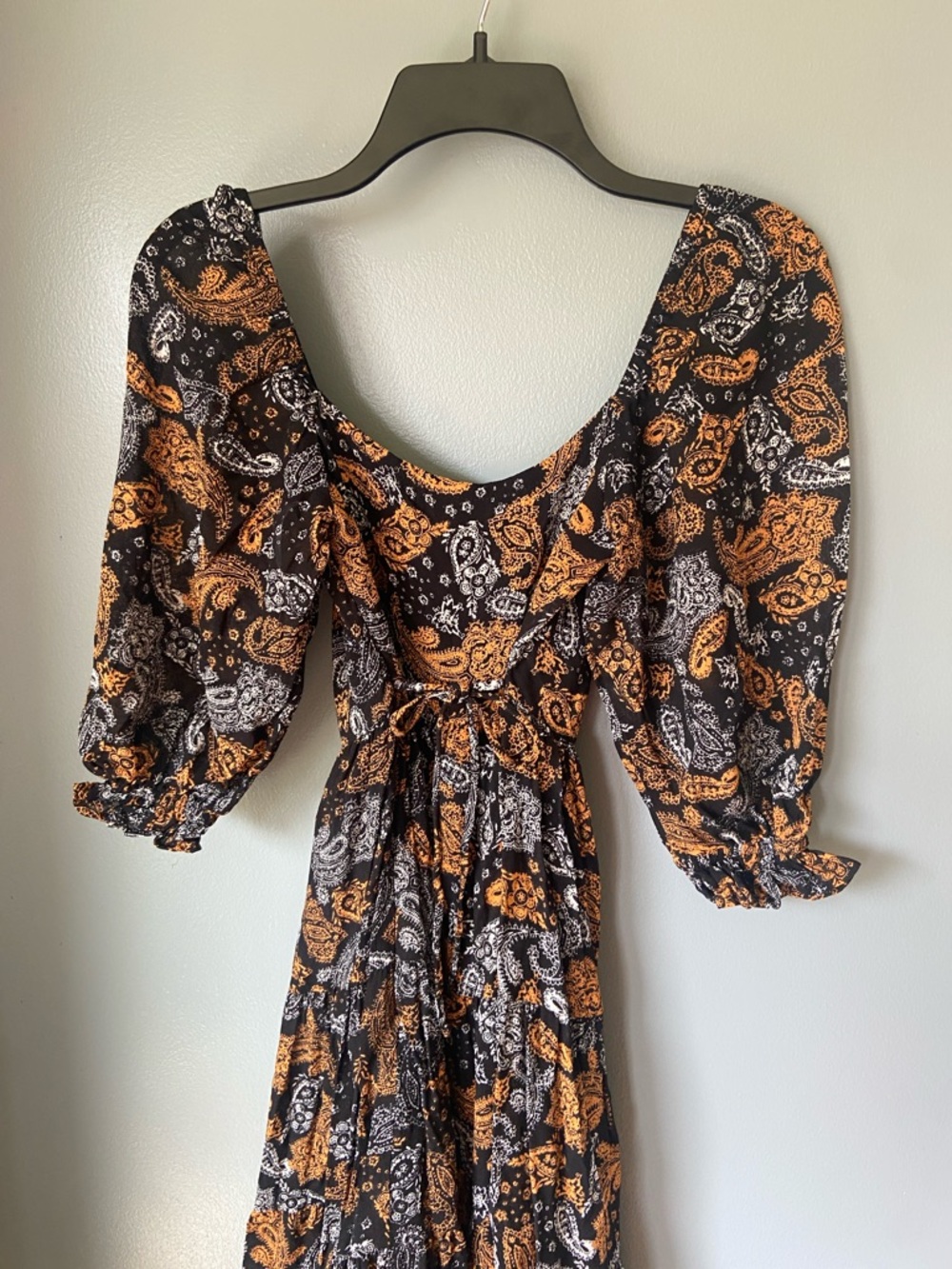 Faithfull the Brand Darsha Midi Dress in Ankara Paisley Print - Picture 8 of 8